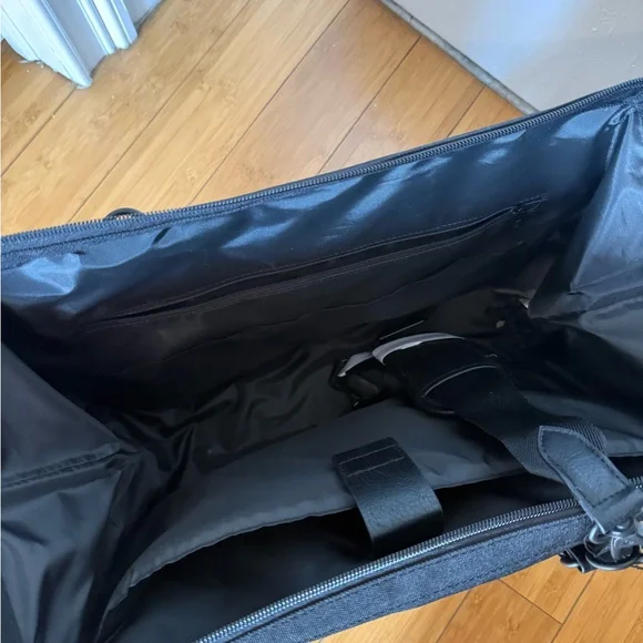 BEIS Mini Weekender Bag - Picture 3 of 5